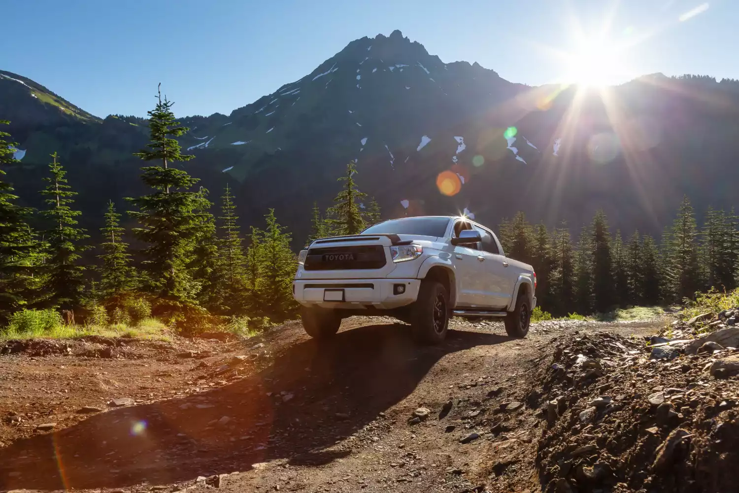 Toyota Tacoma organizer for road trip